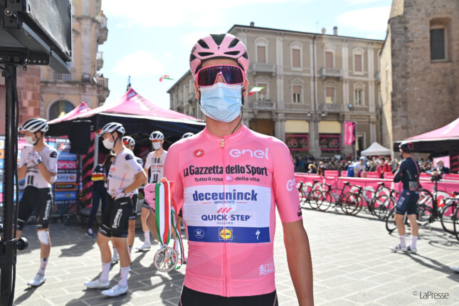 Giro d’Italia, consegnati i gioielli Evol ai quattro ciclisti vincitori di tappa