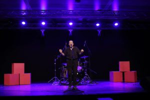 Vita da cantautore: intervista ad Angelo Bettati